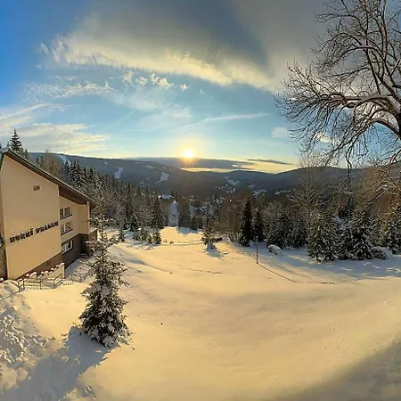 Hotell Horni Pramen Bedřichov